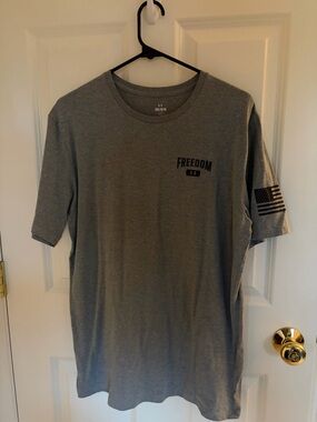 Men’s under Armour Freedom eagle Grey Men’s Graphic T-Shirt